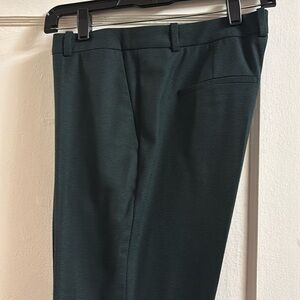 Hugo Boss Titana Size 4